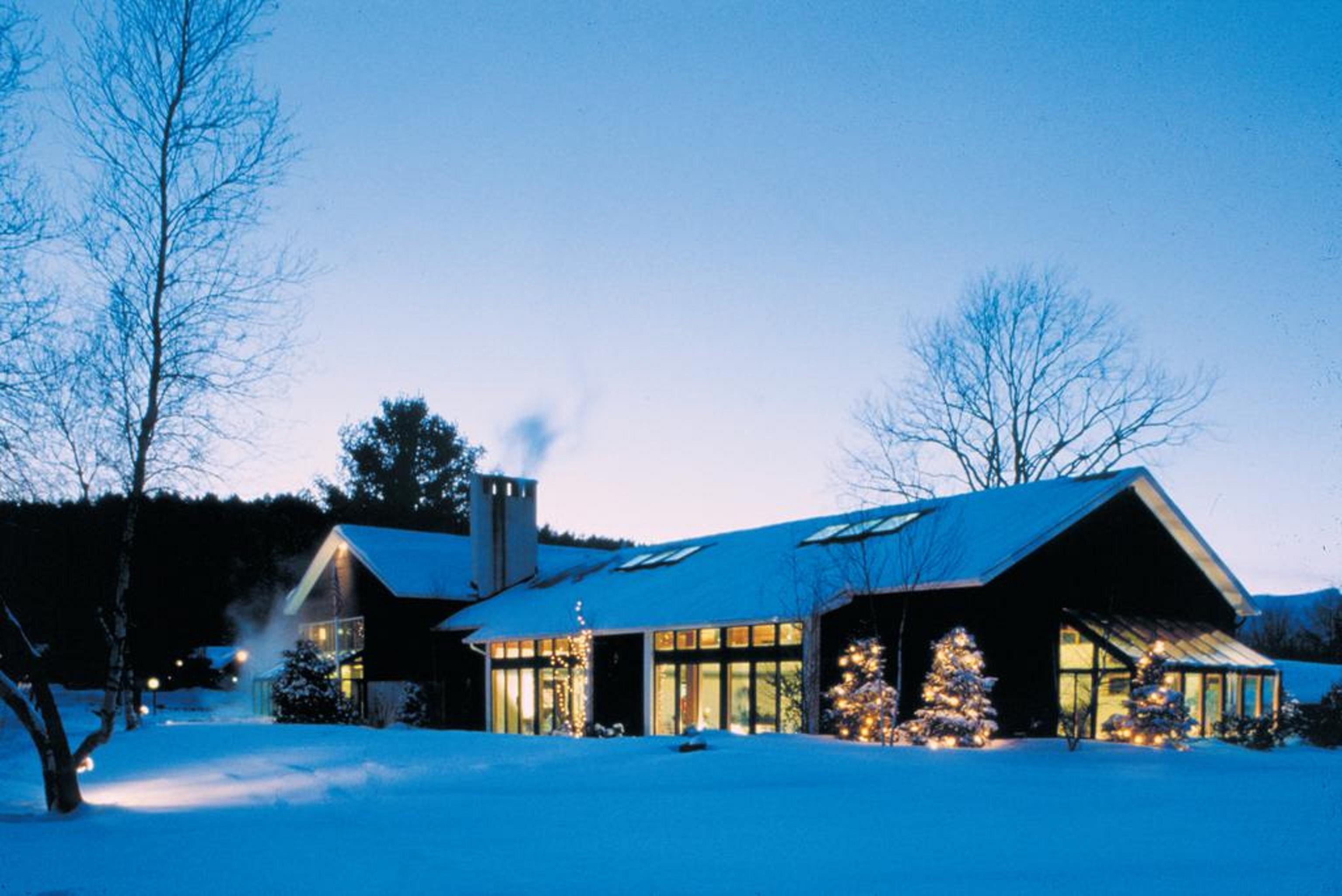 Bluebird Cady Hill Lodge Stowe Exterior photo