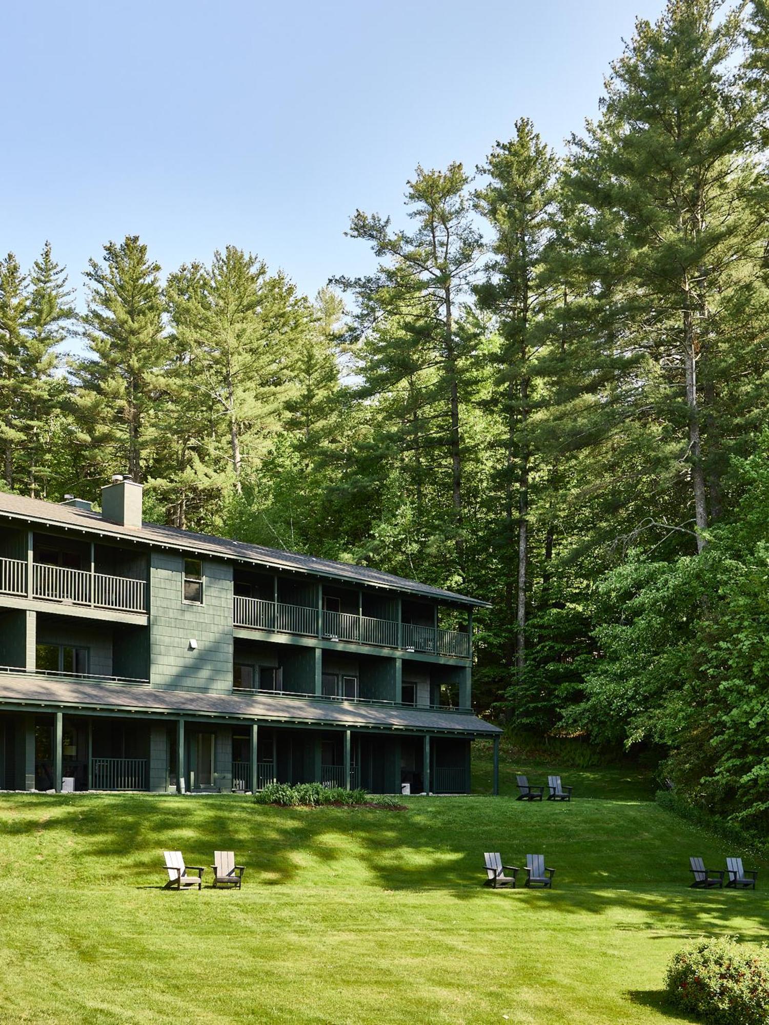 Bluebird Cady Hill Lodge Stowe Exterior photo